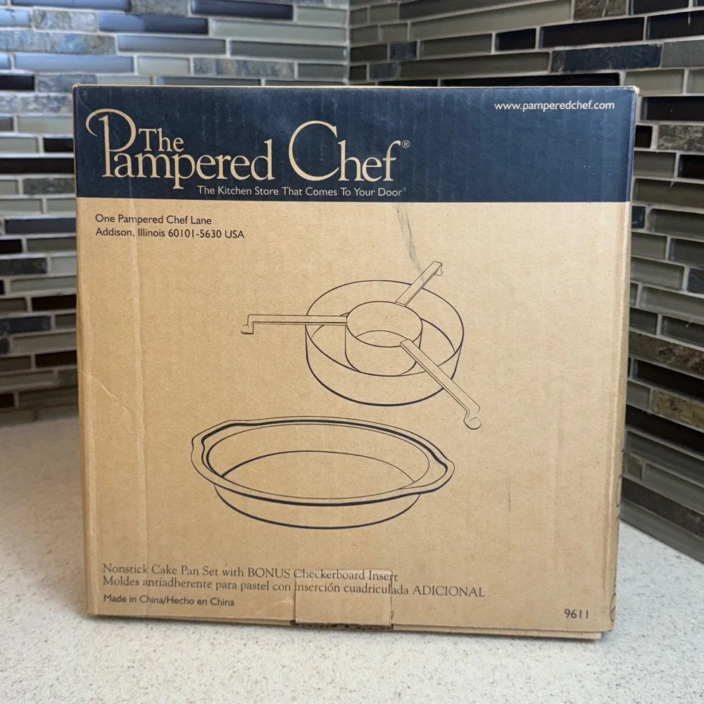 NEW The Pampered Chef Nonstick Cake Pan‎ Set (3) w/ Checkerboard Insert 9611 NIB